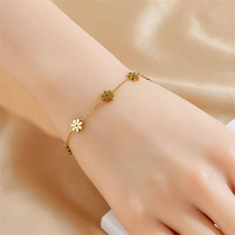Clavicle Chain (100% Colour guarantee)