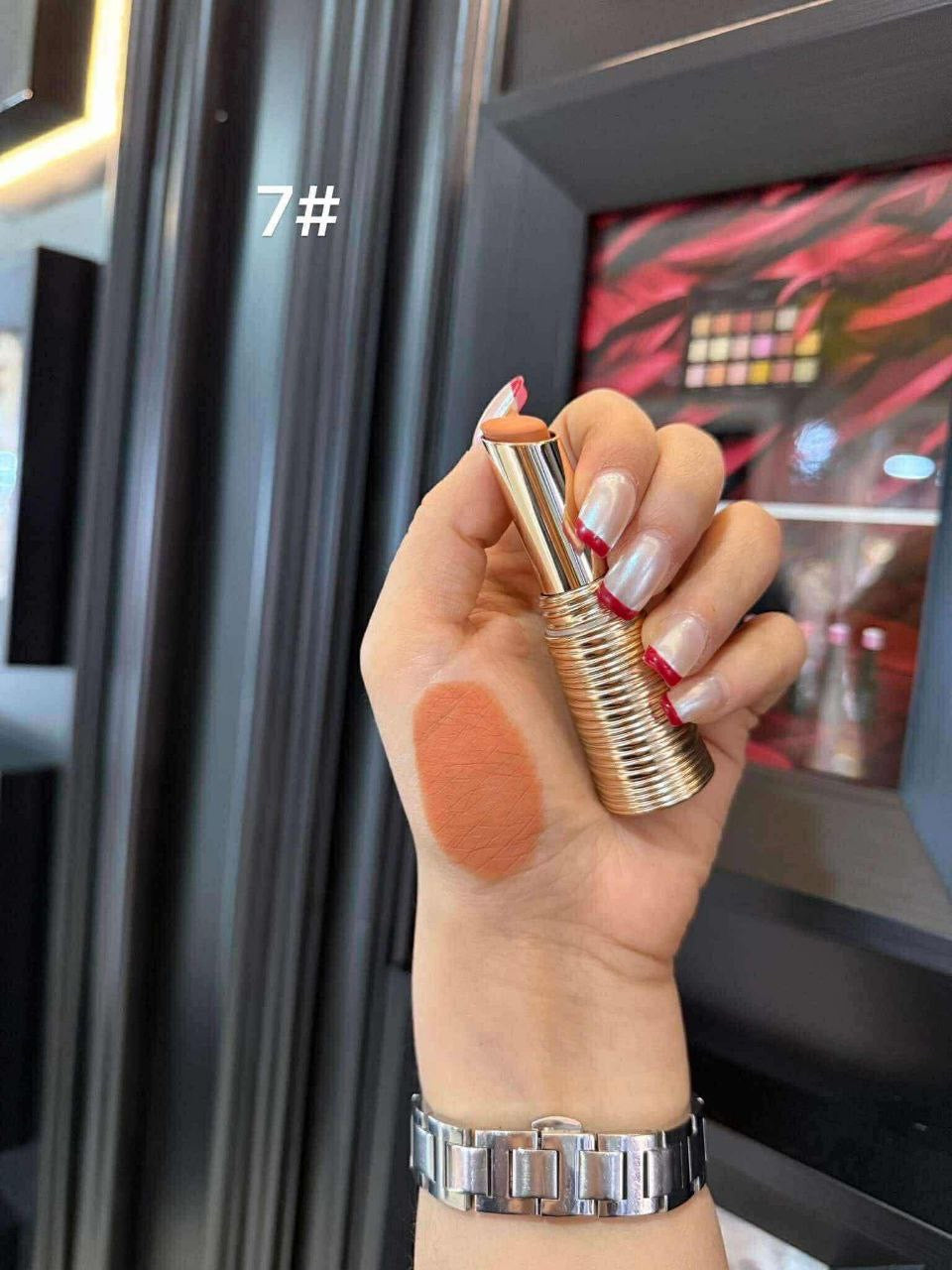 𝐈𝐌𝐀𝐆𝐈𝐂 Bullet Lipstick – 100% Matte, Long Lasting & Smudge Proof