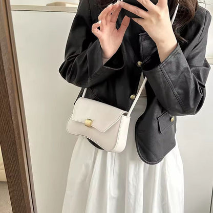 Versatile & Stylish Women’s Handbag with Metal Buckle