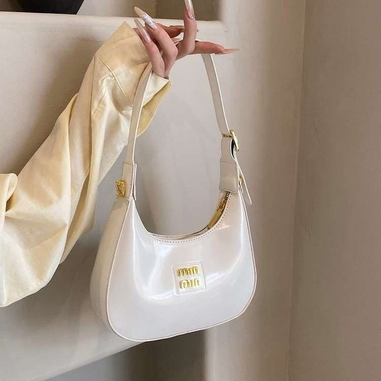 Trendy Mini Patent Leather Shoulder Bag – Chic &amp; Stylish