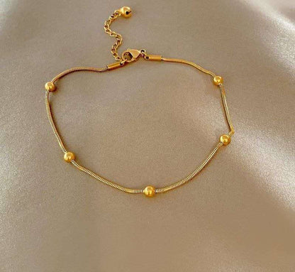 Minimalist Gold Satellite Chain Payel